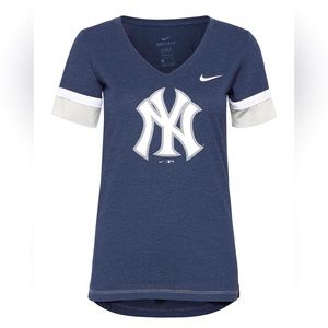 Nike /‎ MLB Women's New York Yankees Navy Fashion V-Neck T-Shirt M